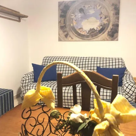 Semesterbostad La Casa Di Lalla *